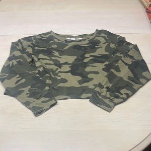 Camo cropped top